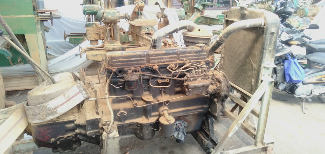 Diesel Log Band Saw 44 Inch